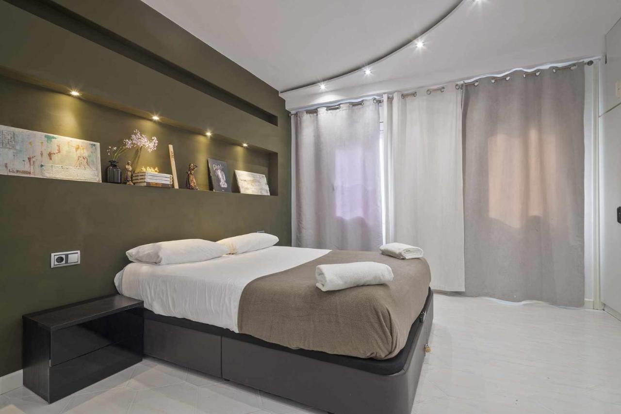 Apartment Marti Barcelona Exteriör bild